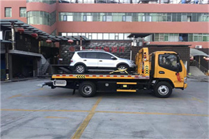 邗江汽车紧急补胎换胎救援